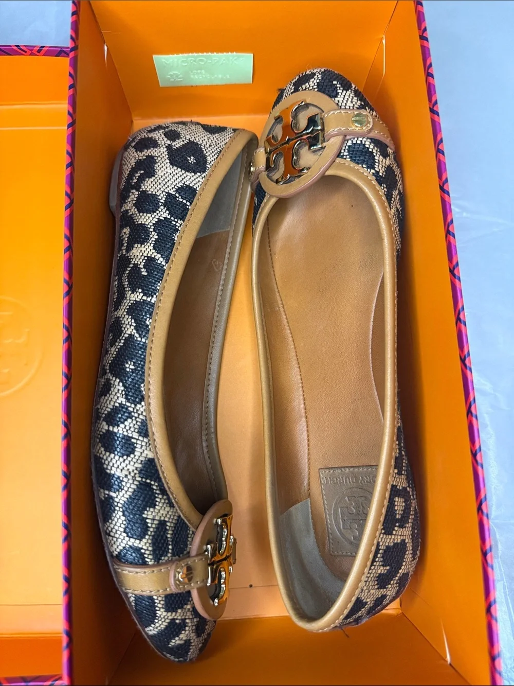 Tory Burch Tan and Black Leopard-Print Leather-Trim Ballet Flats with Gold Logo - Picture 9 of 9